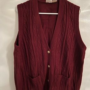 Carriage court sweater vest